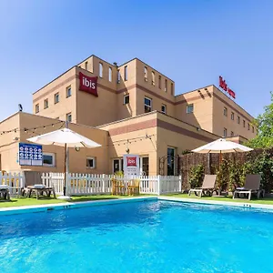 2* Отель Ibis Cadiz